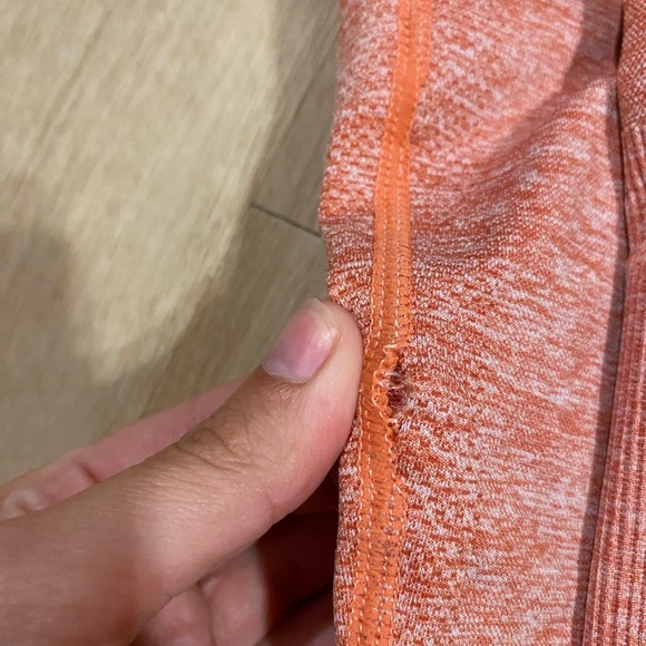 ACTA Seamless Orange Sunset Set top and leggings medium - Picture 6 of 6